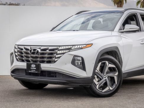 Used 2023 Hyundai Tucson Limited w/ Cargo Package AWD/4WD image 2