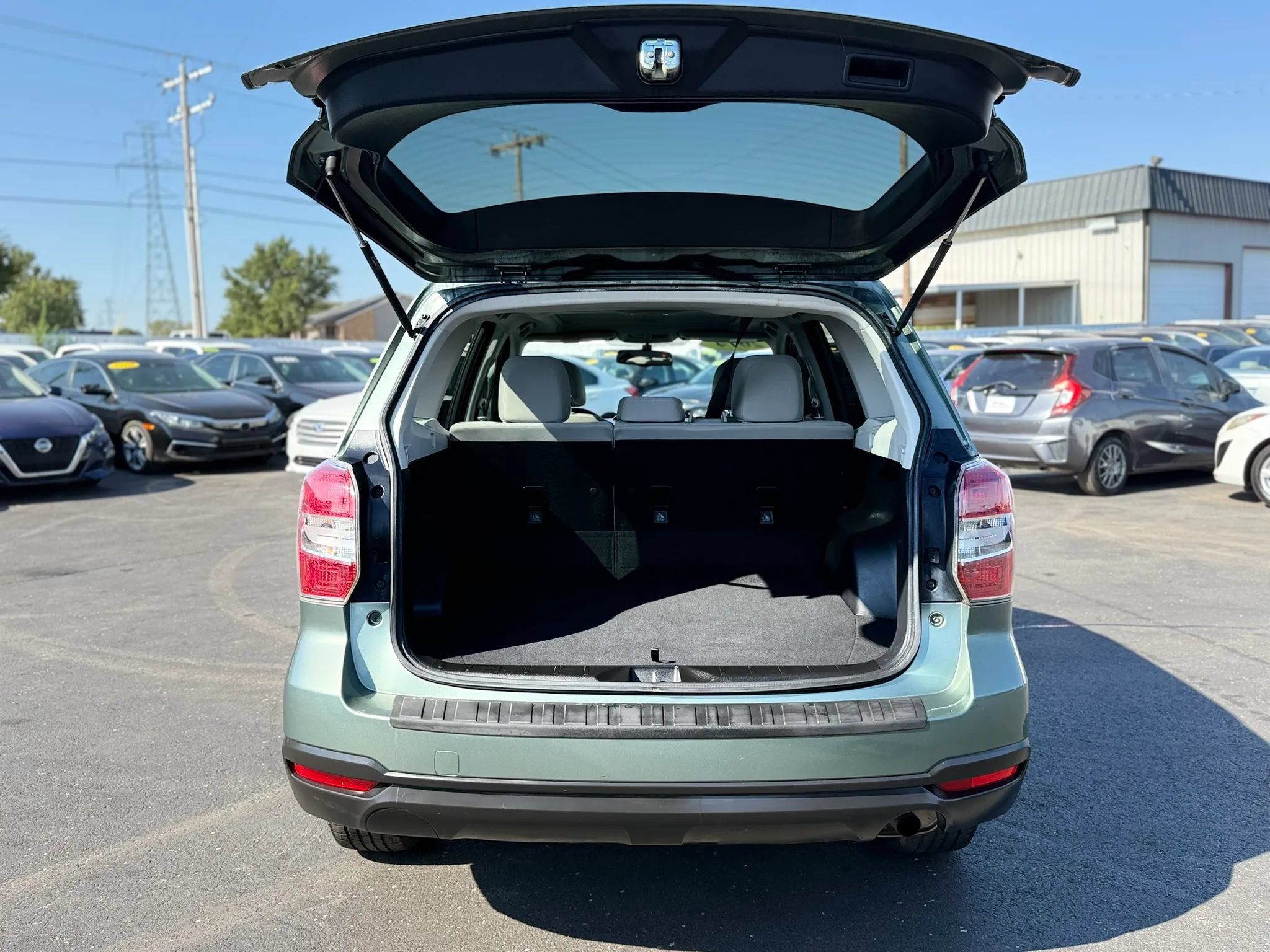 Used 2014 Subaru Forester 2.5i Premium AWD/4WD image 33