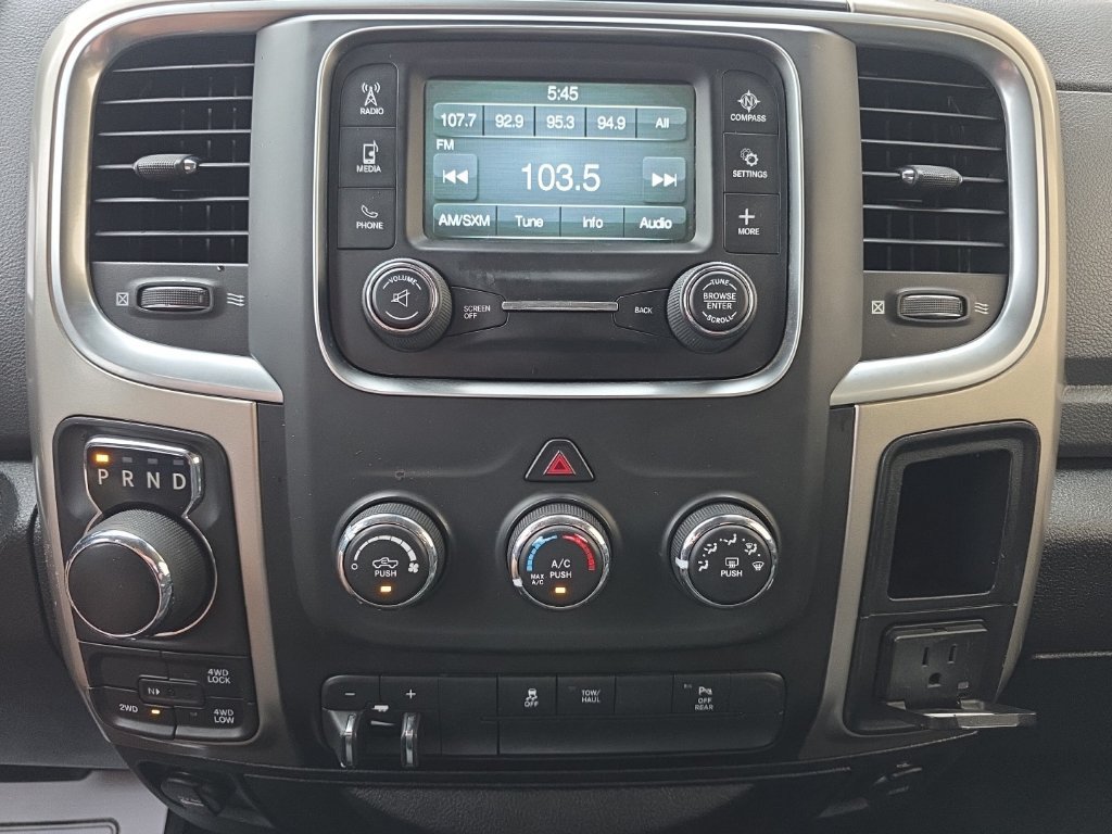 Used 2019 RAM 1500 Classic SLT AWD/4WD image 16