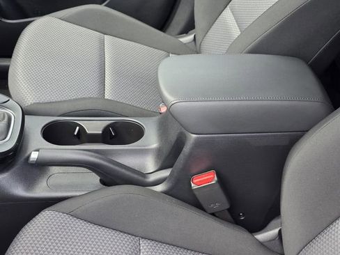 Used 2025 Kia Soul LX image 8