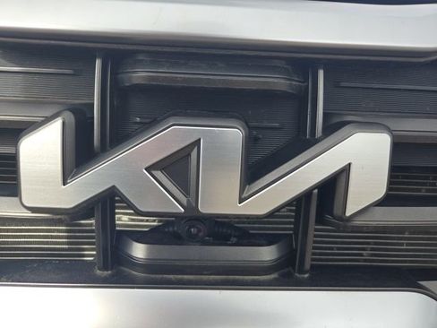 Used 2023 Kia Telluride SX image 32