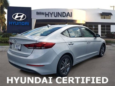 Used 2017 Hyundai Elantra SE image 6