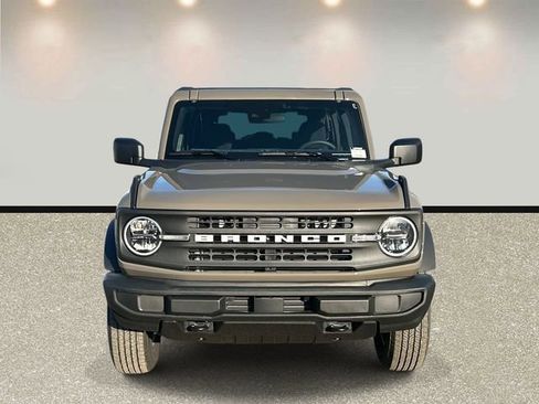 New 2025 Ford Bronco 4-Door AWD/4WD image 2
