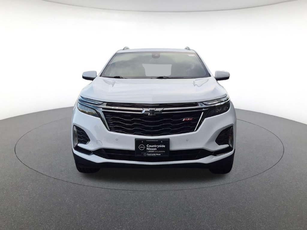 Used 2023 Chevrolet Equinox RS FWD image 2