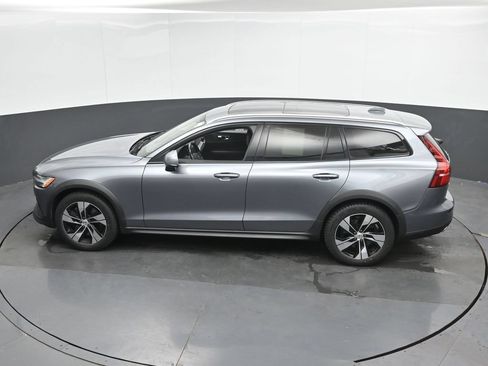 Used 2020 Volvo V60 T5 Cross Country w/ Protection Package AWD/4WD image 20