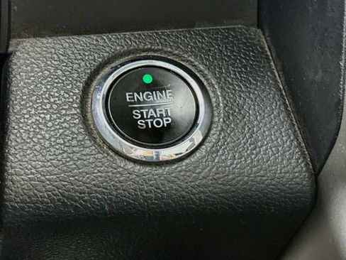 Used 2017 Ford F150 Lariat RWD image 18