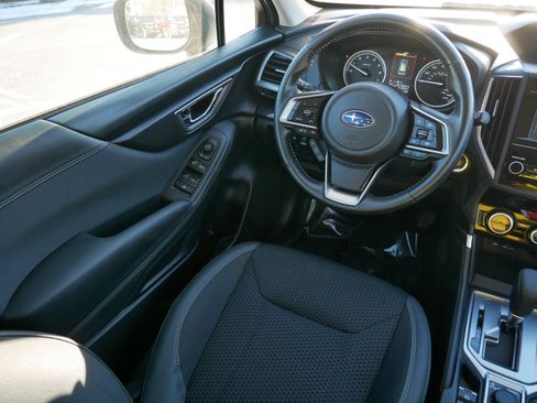 Used 2024 Subaru Forester Premium image 9