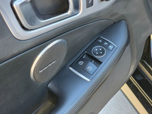 Used 2013 Mercedes-Benz SLK 250 w/ Premium I Pkg image 18