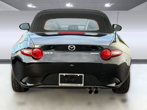 Used 2021 MAZDA MX-5 Miata Sport image 10