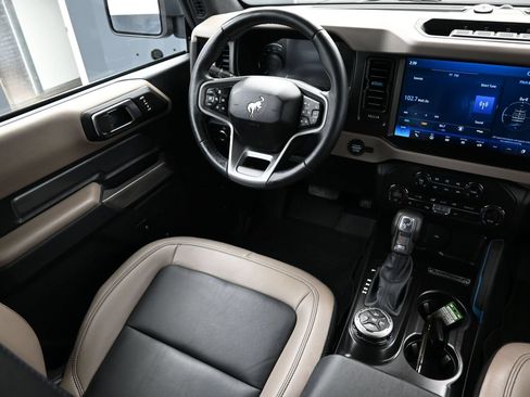 Used 2023 Ford Bronco Wildtrak AWD/4WD image 24