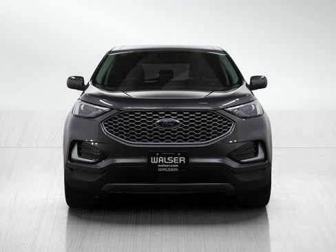 Used 2024 Ford Edge SEL AWD/4WD image 9