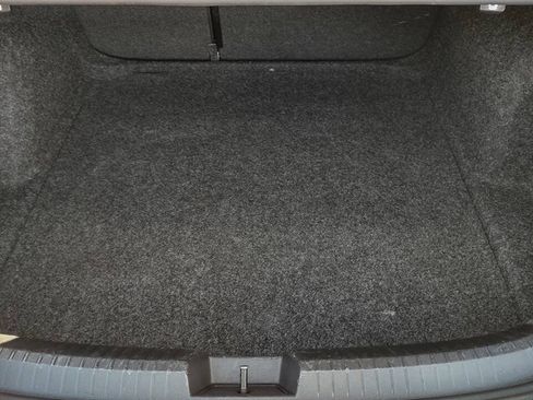 Used 2019 Volkswagen Jetta SE FWD image 30