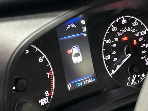 Used 2023 Toyota Corolla LE FWD image 6