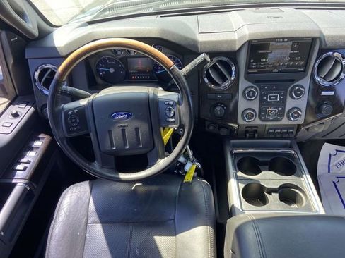 Used 2015 Ford F250 Platinum image 9