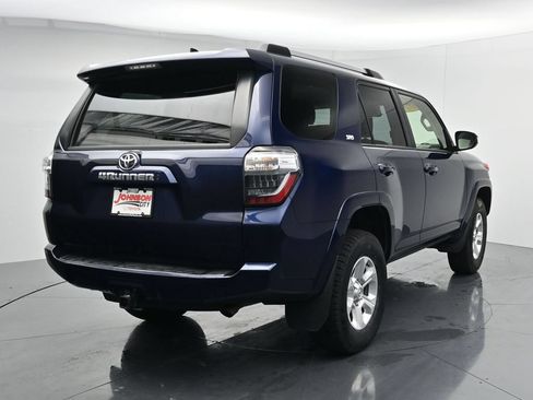 Used 2024 Toyota 4Runner SR5 AWD/4WD image 7
