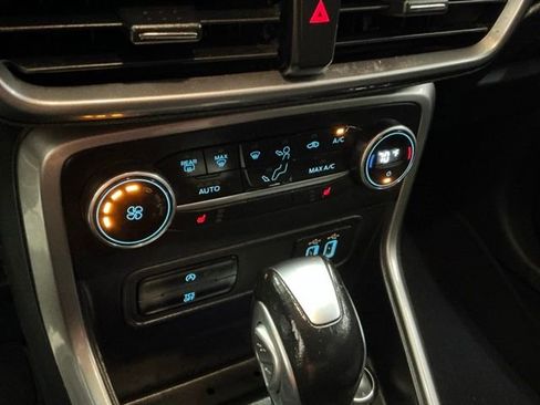 Used 2021 Ford EcoSport SE w/ SE Convenience Package image 22