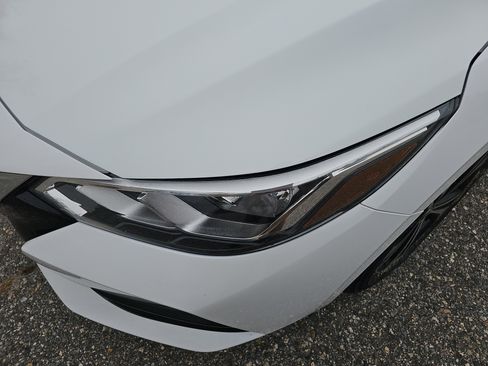 Certified 2023 Nissan Sentra SV image 9