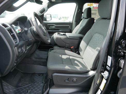 New 2025 RAM 1500 Big Horn image 6