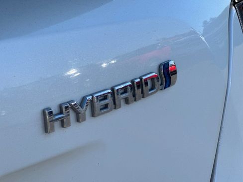 Used 2018 Toyota Prius One image 50