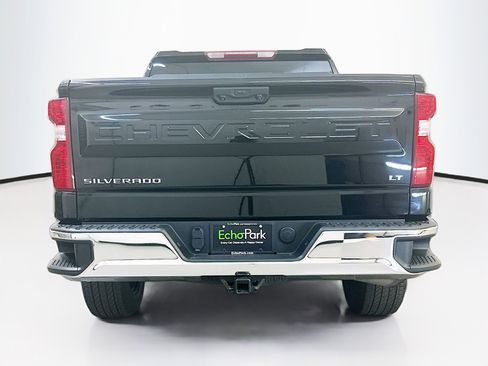 Used 2023 Chevrolet Silverado 1500 LT AWD/4WD image 7