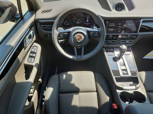 New 2026 Porsche Macan AWD/4WD image 12