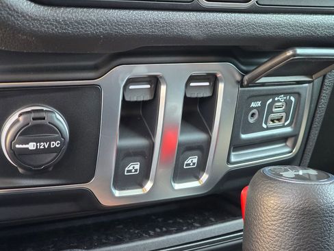 New 2026 Jeep Wrangler Sport AWD/4WD image 31