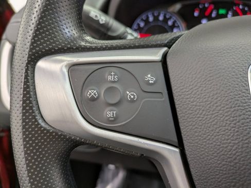 Used 2024 GMC Terrain SLE w/ Driver Convenience Package image 17