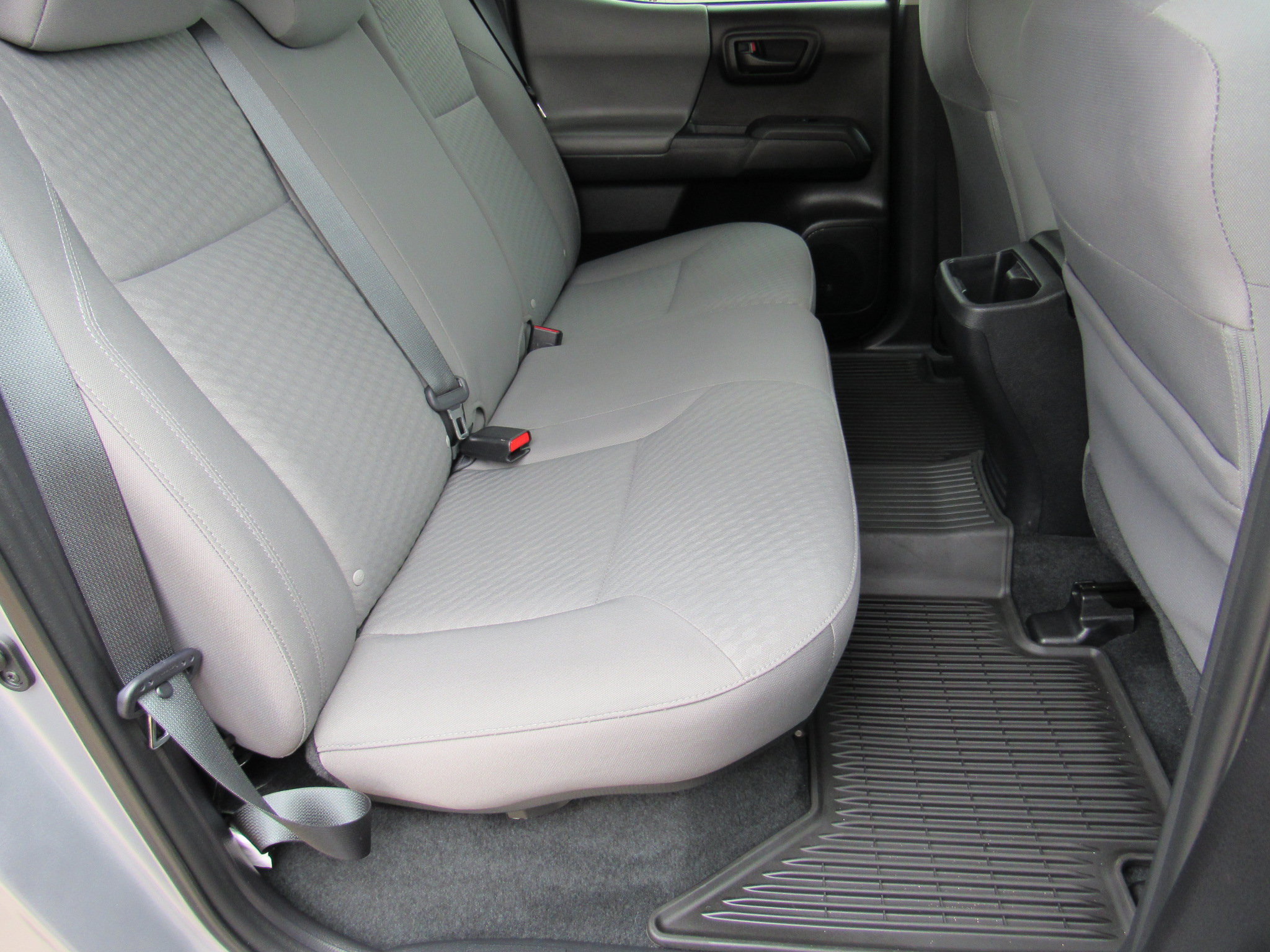 Used 2021 Toyota Tacoma SR AWD/4WD image 35