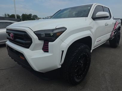 Used 2025 Toyota Tacoma SR5