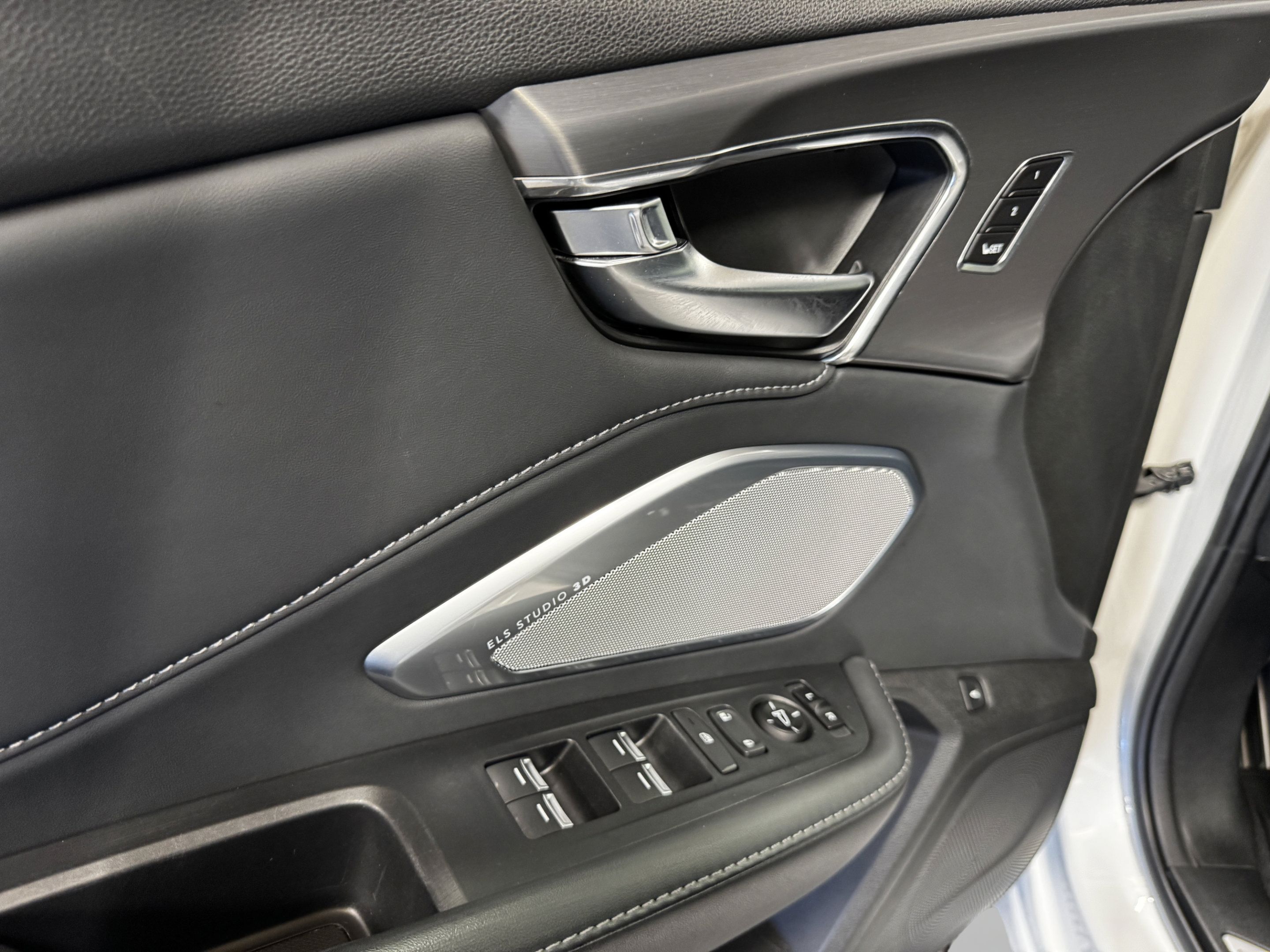 Used 2020 Acura RDX w/ Advance Package FWD image 36