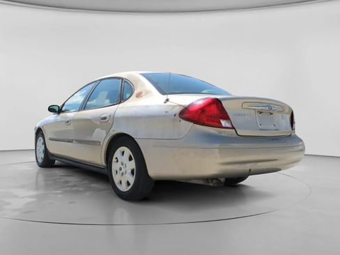 Used 2001 Ford Taurus LX FWD image 7