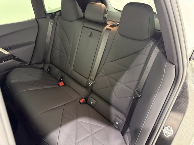 Certified 2024 BMW iX xDrive50 w/ Sport Package AWD/4WD image 16