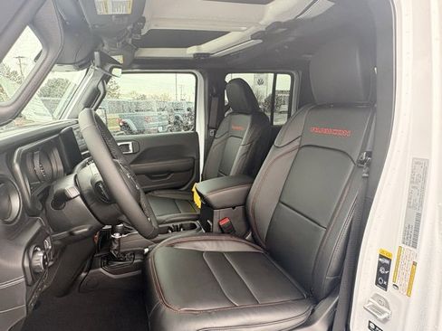 New 2026 Jeep Gladiator Rubicon image 9