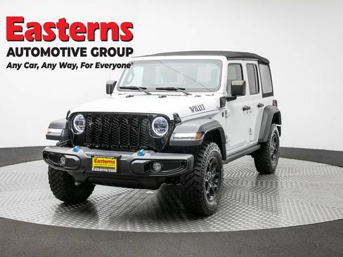 Used 2023 Jeep Wrangler Unlimited AWD/4WD image 1