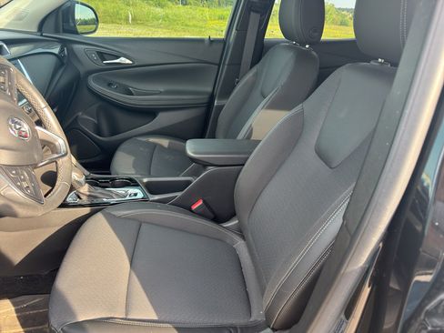 Used 2023 Buick Encore GX Preferred w/ Cold Weather Comfort Package AWD/4WD image 7