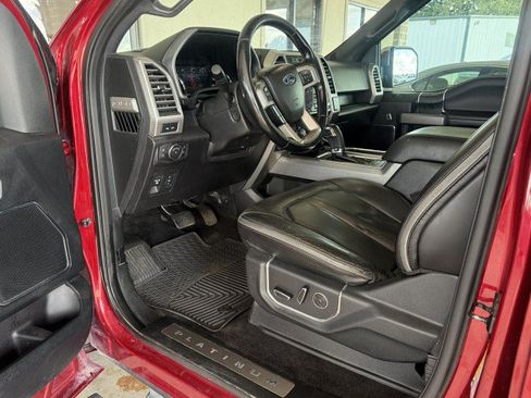 Used 2018 Ford F150 Platinum w/ Equipment Group 701A Luxury AWD/4WD image 17