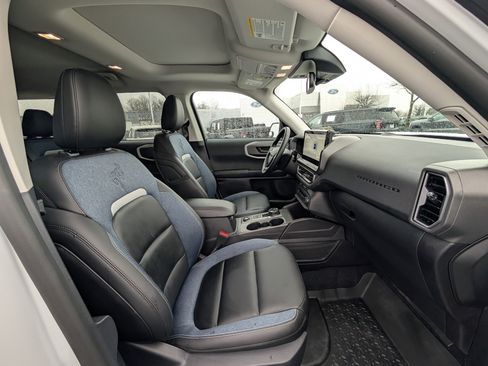 Certified 2025 Ford Bronco Sport Outer Banks w/ Outer Banks Tech Package+ image 11