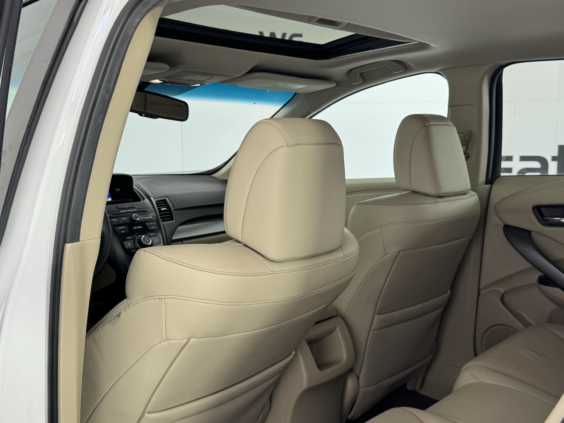 Used 2014 Acura RDX AWD image 16