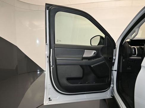 Certified 2025 Ford Expedition Max Active RWD image 10