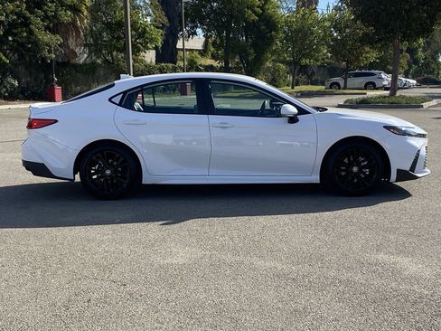 Certified 2026 Toyota Camry SE w/ Convenience Package image 43