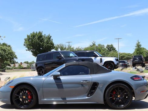 Used 2017 Porsche 718 Boxster S image 46