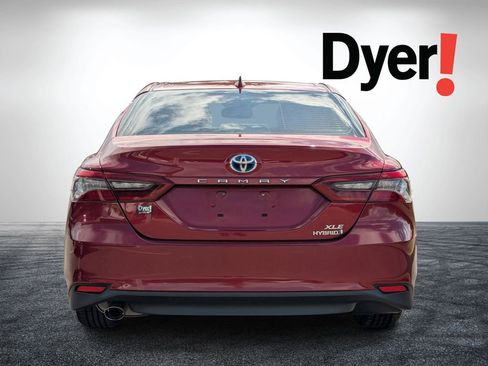 Used 2022 Toyota Camry XLE image 5