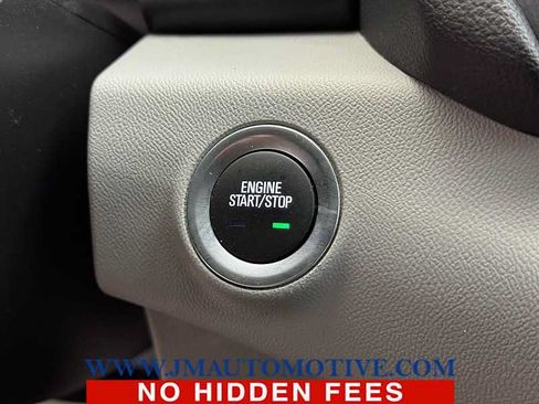 Used 2024 GMC Terrain SLT AWD/4WD image 40