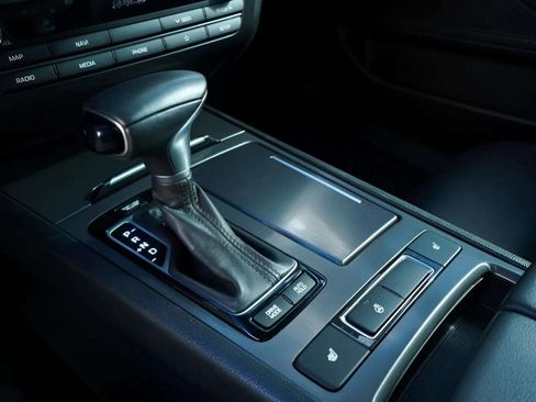 Used 2019 Genesis G80 3.8 AWD/4WD image 46