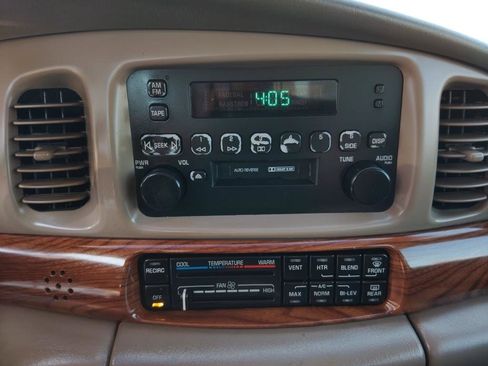 Used 2002 Buick Le Sabre Custom FWD image 20