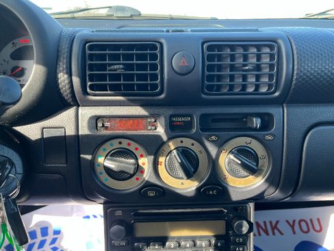 Used 2002 Toyota MR2 image 31