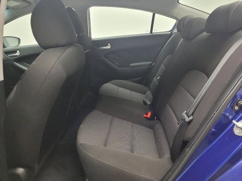 Used 2017 Kia Forte LX FWD image 18