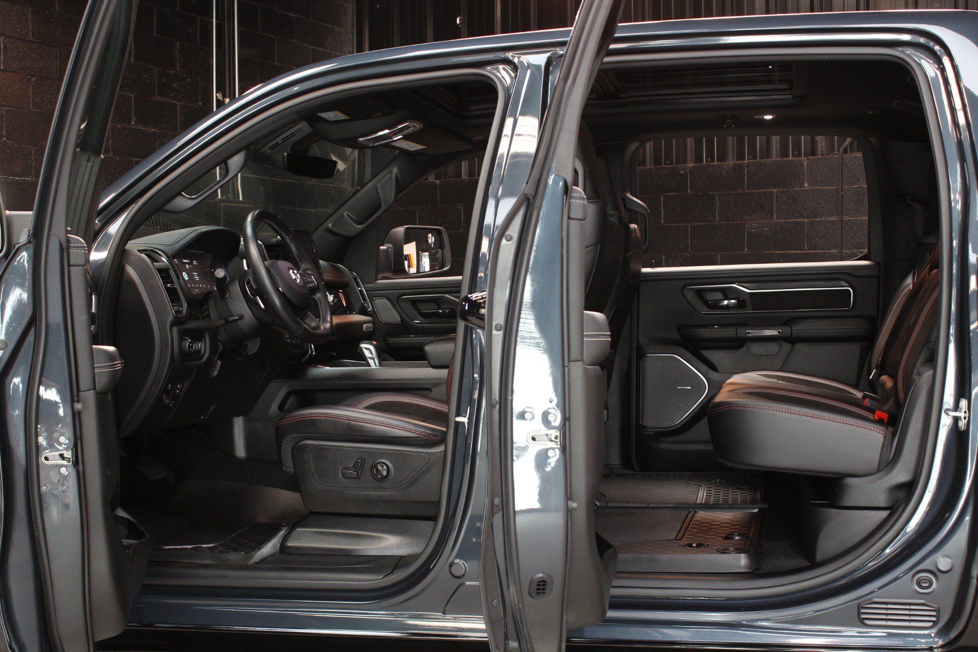 Used 2025 RAM 1500 Rebel w/ Rebel Level 2 Equipment Group AWD/4WD image 24