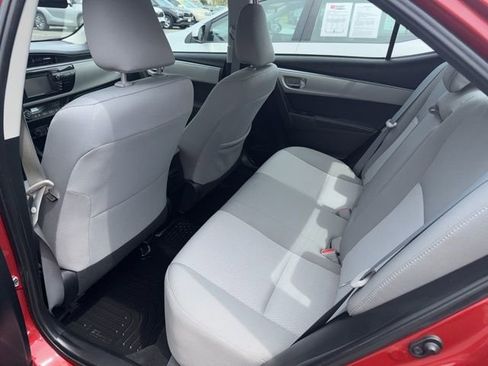 Used 2015 Toyota Corolla LE FWD image 6