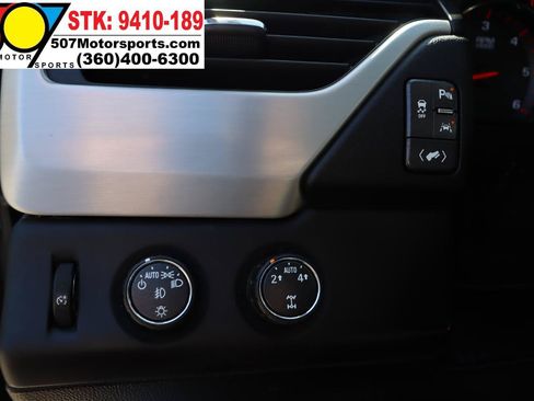 Used 2016 GMC Yukon SLT AWD/4WD image 30